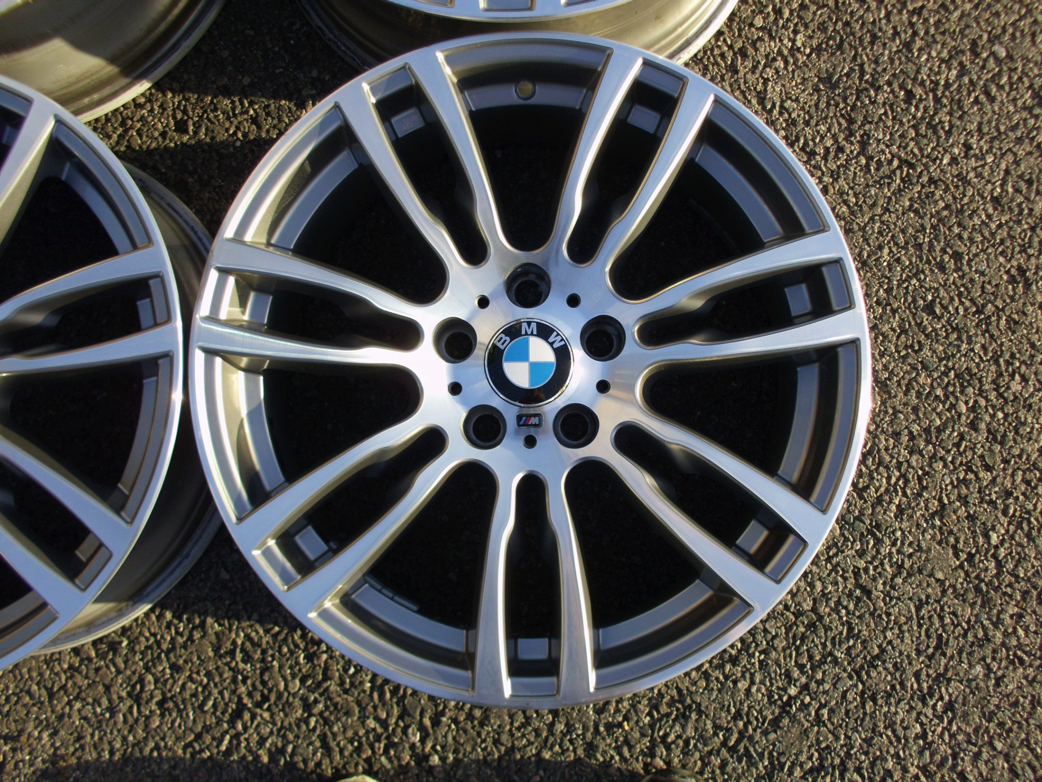 USED 19" GENUINE BMW STYLE 403 DOUBLE SPOKE F30 M SPORT ALLOY WHEELS ,EXCELLENT ORIGINAL CONDITION,WIDE REAR